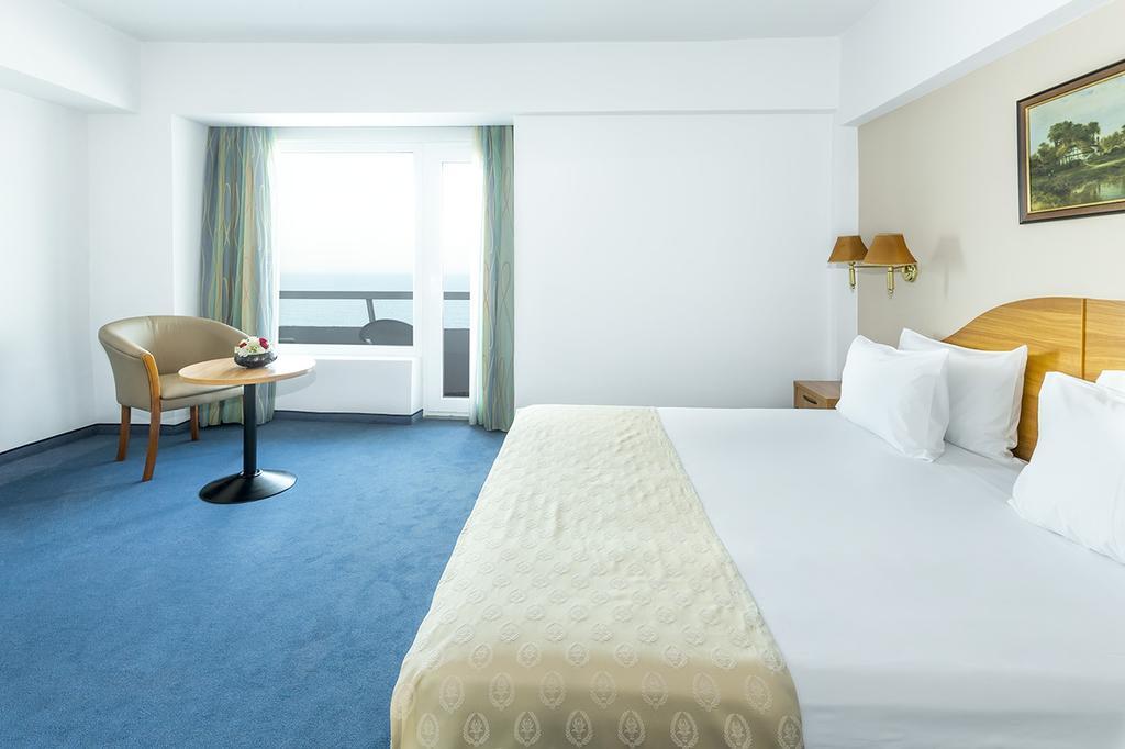 Savoy Hotel ママイア エクステリア 写真